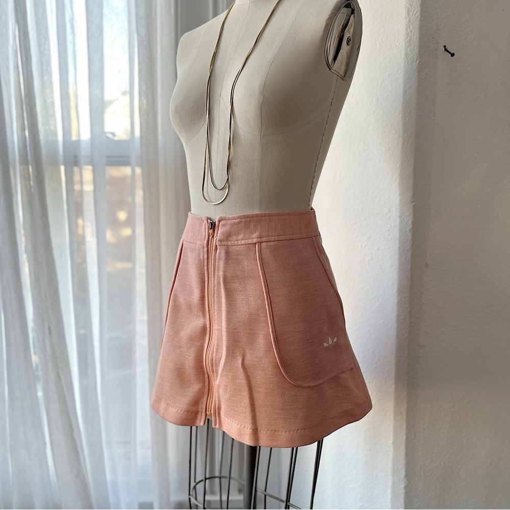 Vintage late 60s early 70s Adidas zip front tennis skirt